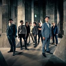 Thorbj&oslash;rn Risager & The Black Tornados